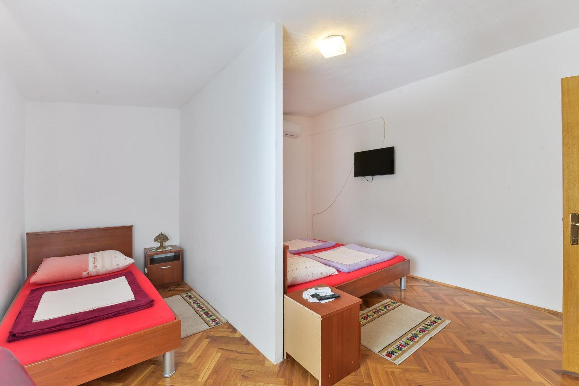 Apartments With A Parking Space Nin, Zadar - 19555 Chambre photo